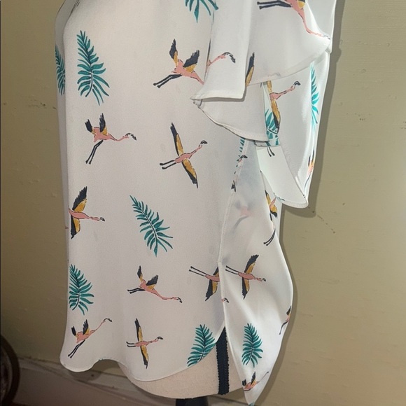 LOFT| Flutter Sleeve Print Blouse - Picture 6 of 8